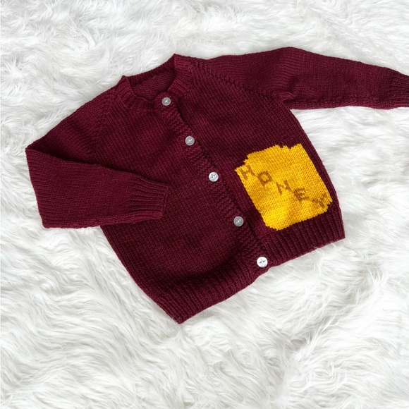 Vintage Handmade Winnie the Pooh Cardigan Sweater 5-6 years old - Picture 2 of 10